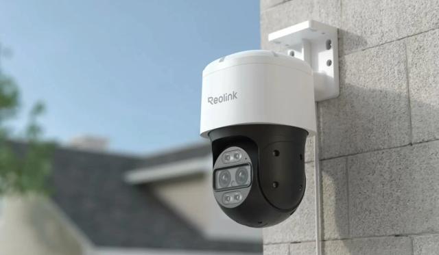 Reolink TrackMix PoE dual-lens PTZ camera